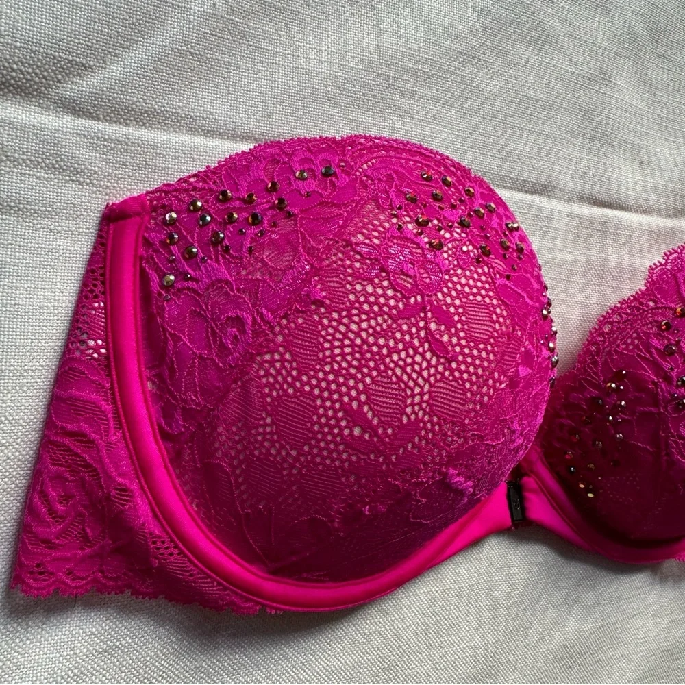 Victoria's Secret Hot Pink Push-up Strapless Bra 36 C 💖 - Picture 3 of 9